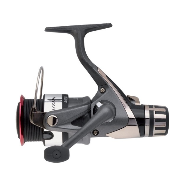 Carreto Daiwa Megaforce M 2553 3 IA