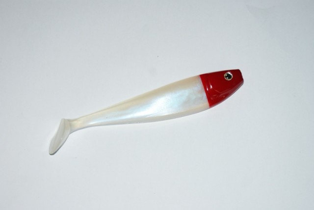 Vinil Delalande Shad GT 18cm Cor 55 (Pearl Red Head)